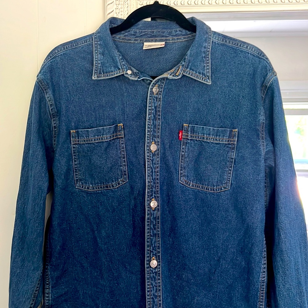 Levi Jean Sliver Button Up Shirt Brand New